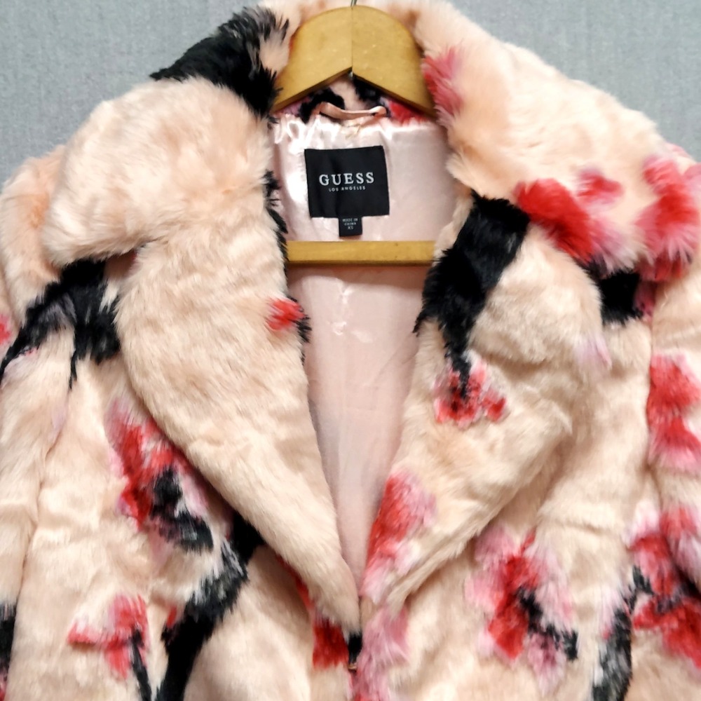 GUESS Faux Fur Floral Coat Womens XS Pink Cherry Blossom Y2K Glam Luxe Jacket - Picture 2 of 16